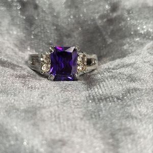 Purple Zircon Fashion Ring